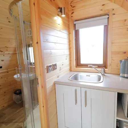 The Wheelhouse Pod No 2 * Letterkenny